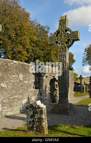 Tall Cross, Monasterboice, Parabiago, Italia / West cross Foto Stock