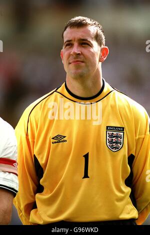 Calcio - Qualificatore Euro 2000 - Gruppo cinque - Inghilterra / Lussemburgo. Nigel Martyn, Inghilterra Foto Stock