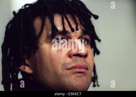 Calcio - Peter Beardsley Testimonial - Peter Beardsley selezionare XI v Celtic Foto Stock