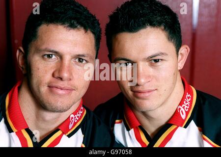 Rugby League - Super League-Henry e Robbie Paul. Henry (a sinistra) e Robbie Paul di Bradford Bulls Foto Stock