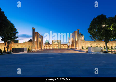 Piazza Registan di Samarcanda, Uzbekistan. Foto Stock