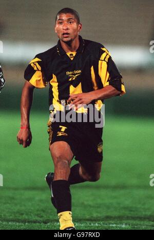 Calcio Sudamericano - Copa Mercosur 99 - Gruppo D - Penarol v Vasco da Gama. Marcelo Romero, Penarol Foto Stock