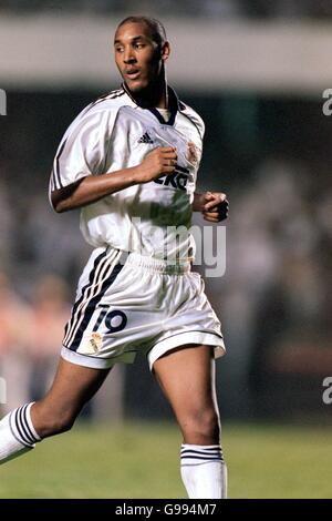 Calcio - Campionati del mondo FIFA Club -Real Madrid contro Corinthians Group A. Nicolas Anelka, Real Madrid Foto Stock