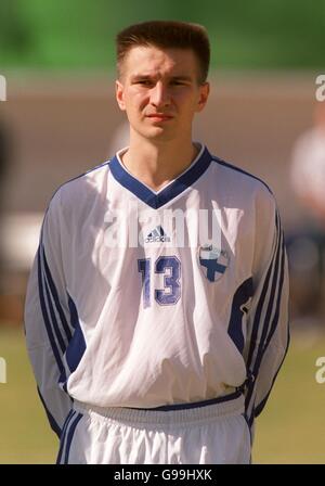 Calcio - Campionato nordico 2000-01 - Finlandia / Islanda - la Manga, Spagna. Ville Nylund, Finlandia Foto Stock