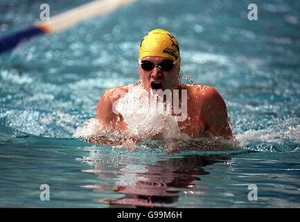 Nuoto - Campionati nazionali invernali - Ponds Forge, Sheffield. James Hickman sulla sua strada per vincere la Medley individuale da 200 m degli uomini per reclamare la sua terza medaglia d'oro della riunione Foto Stock