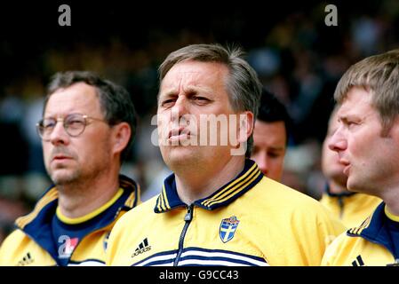 Calcio - Euro 2000 Qualifier - Gruppo cinque - Inghilterra v Svezia Foto Stock