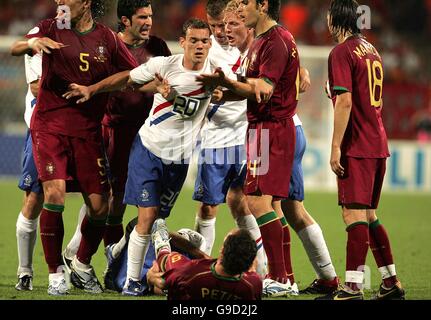 Calcio - 2006 FIFA World Cup Germany - Secondo round - Portogallo v Holland - Franken-Stadion Foto Stock