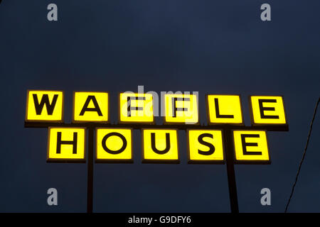 Waffle House Logo di notte Foto Stock