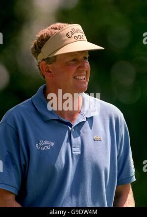 Golf - US PGA Championship - Louisville - giorno tre. Colin Montgomerie in profonda concentrazione come egli insegue i leader Foto Stock