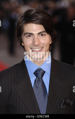 Brandon Routh arriva per la prima inglese di Superman Returns all'Odeon Cinema, Leicester Square, nel centro di Londra. Foto Stock