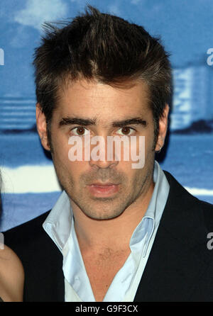 Colin Farrell in arrivo per la prima europea di Miami Vice, presso l'Odeon Leicester Square, nel centro di Londra. Data immagine: Giovedì 27 luglio 2006. Vedere la storia di PA SHOWBIZ Vice. Il credito fotografico dovrebbe essere: Ian West/PA Foto Stock