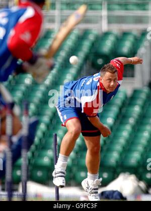 Cricket - Inghilterra reti sessione - County Ground - Bristol Foto Stock