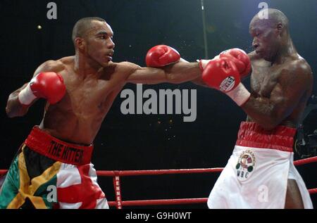 Boxing - Junior Witter v Demarius Corley - Alexandra Palace di Londra. Foto Stock