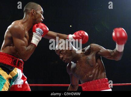 Boxing - Junior Witter v Demarius Corley - Alexandra Palace di Londra. Foto Stock