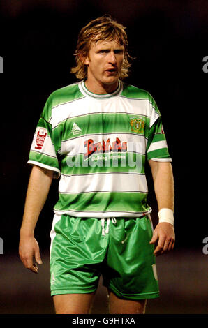 Calcio - Coca-Cola Football League One - Walsall v Yeovil Town - Bescot Stadium. Yeovil Città Capitano Terry Skiverton Foto Stock