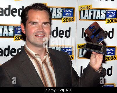 Jimmy Carr vince il premio Best Stand Up ai Loaded Lafta Awards che si tengono presso la Sketch Gallery nel centro di Londra. Foto Stock