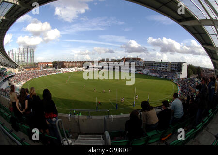 Australian Rules Football - AFL Challenge Trophy - Port Adelaide Power v Geelong Cats - Il Brit Oval Foto Stock