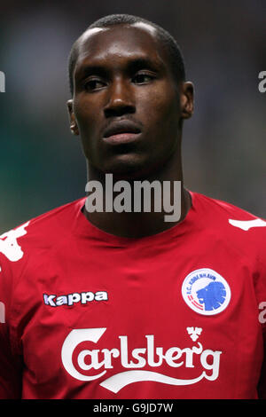 Calcio - UEFA Champions League - Gruppo F - Celtic v FC Copenhagen - Celtic Park. Atiba Hutchinson, FC Copenhagen Foto Stock