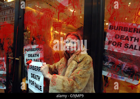 Anti-fur protesta a Londra Foto Stock