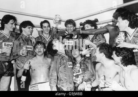 Calcio - FA Cup - quarto round - York City v Arsenal - Bootham Crescent Foto Stock