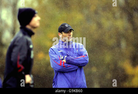 Calcio - Rangers training - Murray Park. Paul le Guen, direttore dei Rangers, durante una sessione di allenamento al Murray Park di Glasgow. Foto Stock