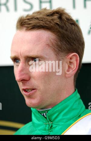 Corse ippiche - 2006 Ladbrokes St Leger Festival - Ippodromo di York. Martin Dwyer, Jockey Foto Stock