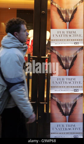 PETA Burberry protesta Foto Stock