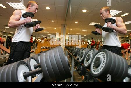 Funzione di integrità. I membri della palestra si allenano in una palestra di Newcastle. Foto Stock