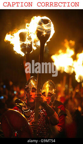 Hogmany iniziano le celebrazioni in Edinburgh Foto Stock