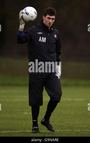 Calcio - Rangers training - Murray Park. Rangers Allan McGregor durante una sessione di allenamento al Murray Park, Glasgow. Foto Stock