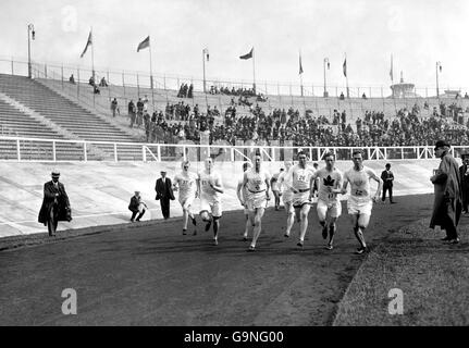 Atletica - Giochi Olimpici di Londra 1908 - 1500m - finale - la Città Bianca Foto Stock