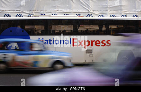 Incidente di autobus M4 Foto Stock