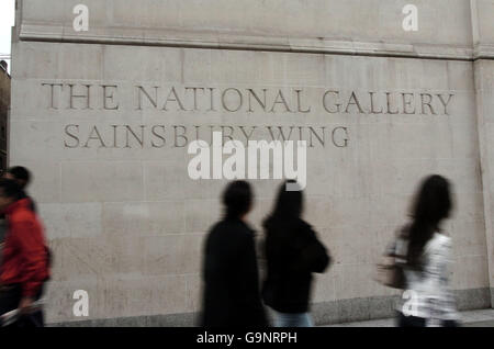 Da Vinci Code London Walk. Galleria Nazionale, Sainsbury Wing, Trafalgar Square. Foto Stock