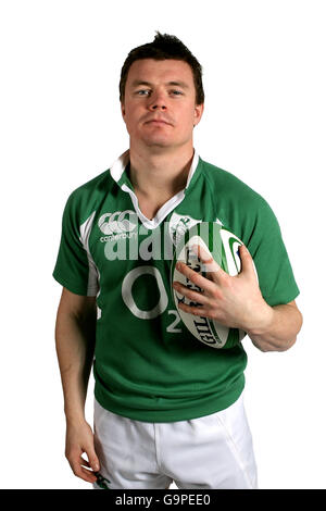 Il capitano irlandese Brian o'Driscoll durante il lancio delle 6 Nazioni RBS all'Hurlingham Club, Londra. Foto Stock