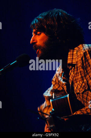 Ray LaMontagne in concerto - Londra. Ray LaMontagne si esibisce in concerto presso l'Hammersmith Apollo di Londra ovest. Foto Stock