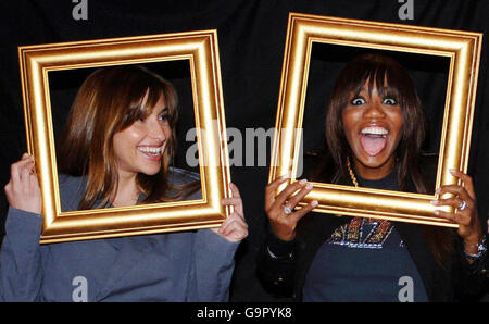 Membri di All Saints (da sinistra a destra); Melanie Blatt e Shaznay Lewis hanno cornici in uno studio a nord di Londra per evidenziare Cancer Research UK's Sound and Vision 2007. Foto Stock