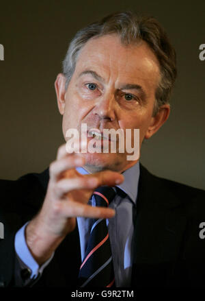 PM Blair briefing mensile Foto Stock