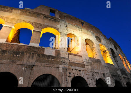 Colosseo, anfiteatro, Roma, Lazio, Italia / Amphitheatrum Novum, Amphitheatrum Flavium Foto Stock