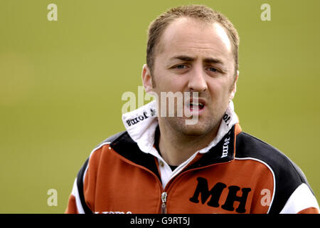 Calcio - fa Academy Premier League - Charlton Athletic v Coventry City - Sparrows Lane. Charlton Athletic Academy scienziato sportivo Mike Hurn Foto Stock