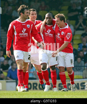 Calcio - Coca Cola Football Championship - Southend United v Barnsley - Radici Hall Stadium Foto Stock