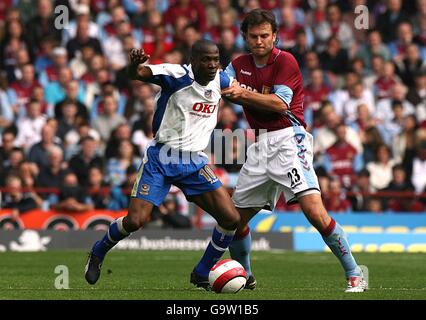 Calcio - FA Barclays Premiership - Aston Villa V Portsmouth - Villa Park Foto Stock