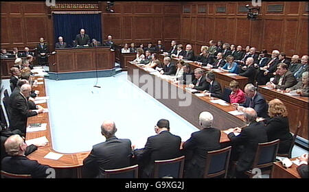 Videograbbed imaged della Camera del Consiglio a Stormont, Belfast Foto Stock