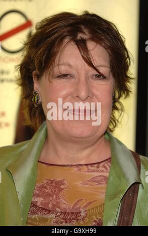 Roberta Taylor arriva per la prima mondiale di Life in A Metro all'Empire Leicester Square, nel centro di Londra. PREMERE ASSOCIAZIONE foto. Data immagine: Martedì 8 maggio 2007. Il credito fotografico dovrebbe essere: Ian West/PA Wire Foto Stock