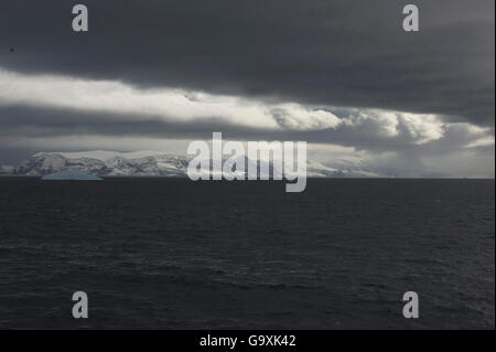 Isola di fibbia, isole Balleny, Antartide, febbraio. Foto Stock