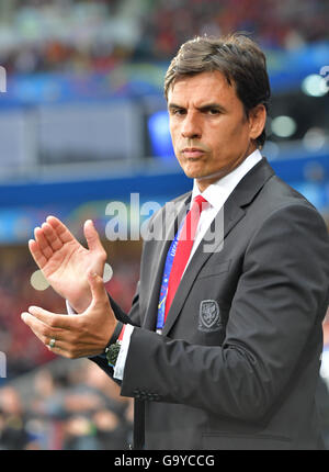 Lille Métropole, Francia. 01 Luglio, 2016. Headcoach Chris Coleman del Galles prima di UEFA EURO 2016 quarto di finale di partita di calcio tra Galles ed il Belgio a Stade Pierre Mauroy a Lille Métropole, Francia, 01 luglio 2016. Foto: Peter Kneffel/dpa/Alamy Live News Foto Stock