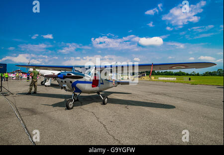 Italia Torino Collegno Aereoclub evento Luglio 2, 2016 l'Aeroporto Centennial Torino Aeritalia - 1916/2016 - Aereo Credito: Davvero Facile Star/Alamy Live News Foto Stock