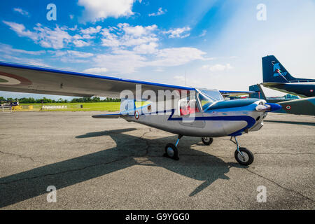 Italia Torino Collegno Aereoclub evento Luglio 2, 2016 l'Aeroporto Centennial Torino Aeritalia - 1916/2016 - Aereo Credito: Davvero Facile Star/Alamy Live News Foto Stock