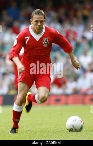 Calcio - Campionato europeo 2008 Qualifiche - Galles / Repubblica Ceca - Millennium Stadium. Craig Bellamy del Galles in azione durante la partita di qualificazione del Campionato europeo 2008 al Millennium Stadium di Cardiff. Foto Stock