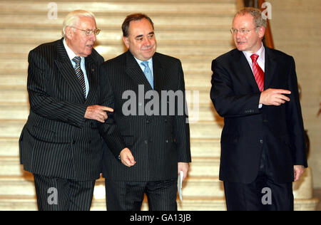 Alex Salmond viaggi di Ulster Foto Stock