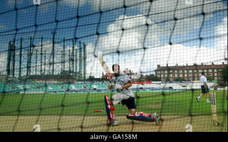 James Benning ha una sessione di reti durante il giorno dei media Al Brit Oval Foto Stock